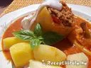Zöldséges darált húsos töltött paprika vörösboros paradicsomszószban – 1. kép