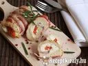 Baconbe göngyölt fetás-paprikás csirkemell – 3. kép
