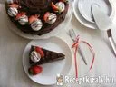 Csokoládétorta tejszínes túrókrémmel – 2. kép
