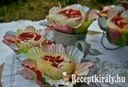 Eperörvényes cupcake – 4. kép