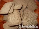 Gesztenyés-meggyes spekulatius golyók – 4. kép
