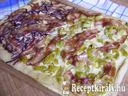 Hagymás-baconos lepény – 1. kép