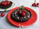 Meggyes-csokoládés mini pite, sütés nélkül – 2. kép