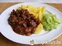 Vörösboros vaddisznópörkölt – 3. kép