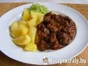 Vörösboros vaddisznópörkölt – 1. kép