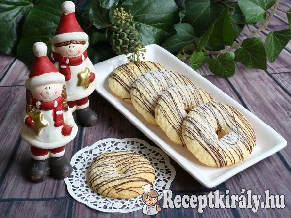 Omlós vaníliás karika recept