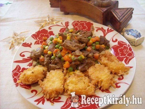 Pulykacomb zöldségekkel és sajtkrokettel