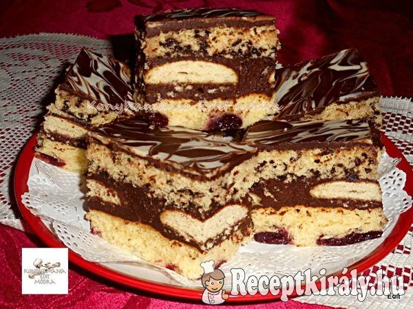 Rumos meggyes csokis krémes szelet