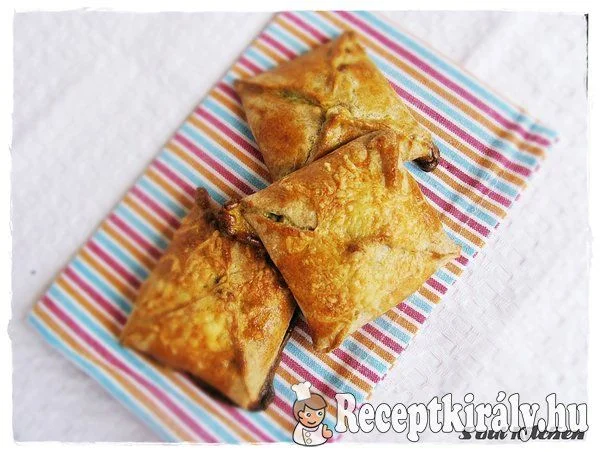 Spenótos-burgonyás batyu recept