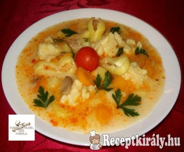 Tejfölös savanyú burgonyaleves recept