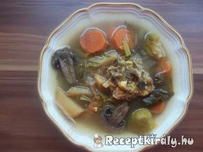 Erdélyi csorba csirkemájas húsgombóccal – 3. kép