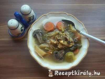 Erdélyi csorba csirkemájas húsgombóccal – 4. kép