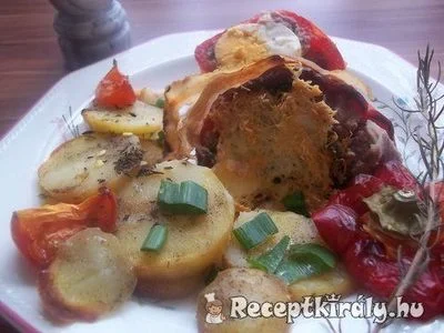 Kacsamájpástétommal és tojással töltött paprika – 3. kép