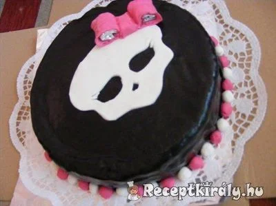 Monster high torta – 4. kép