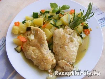 Zöldséges csirkemell bormártásban – 3. kép