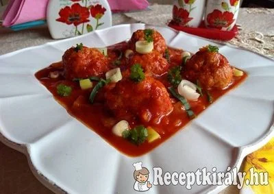 Fehérboros, káposztás, paradicsomos húsgombócok