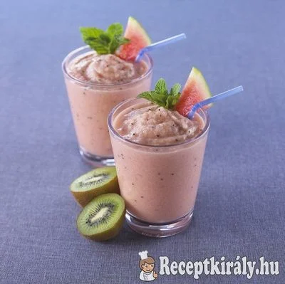 Görögdinnyés kivis smoothie