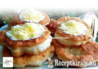 Joghurtos lángos