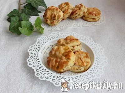 Káposztás-sajtos pogácsa – 3. kép