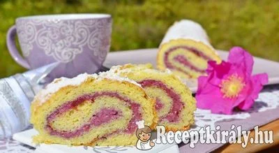 Málnalekváros piskótatekercs – 1. kép