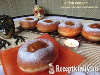 Szalagos farsangi fánk Tündi konyhájából