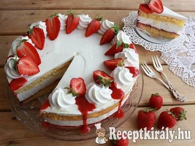 Túrókrém torta eperrel – 3. kép