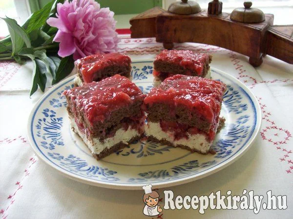 Túrós epres szelet recept