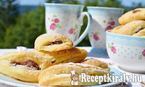 Túrós vajas puffancsok mogyorós csokival töltve recept