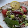 Saláta medvehagymával sprotnival mozzarellával olívával bruschettával