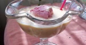 Fehérboros sárgadinnye leves kefirrel fagylalttal