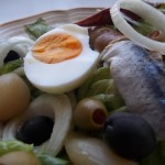 Heringsaláta tojással fejes salátával