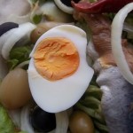 Heringsaláta tojással fejes salátával 2