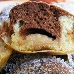 Pudinggal töltött fekete-fehér muffin