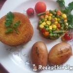 Panírozott pulykafasírt sültkrumplival zöldségekkel 1