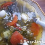Medvehagymás zöldségleves mozzarellával 2